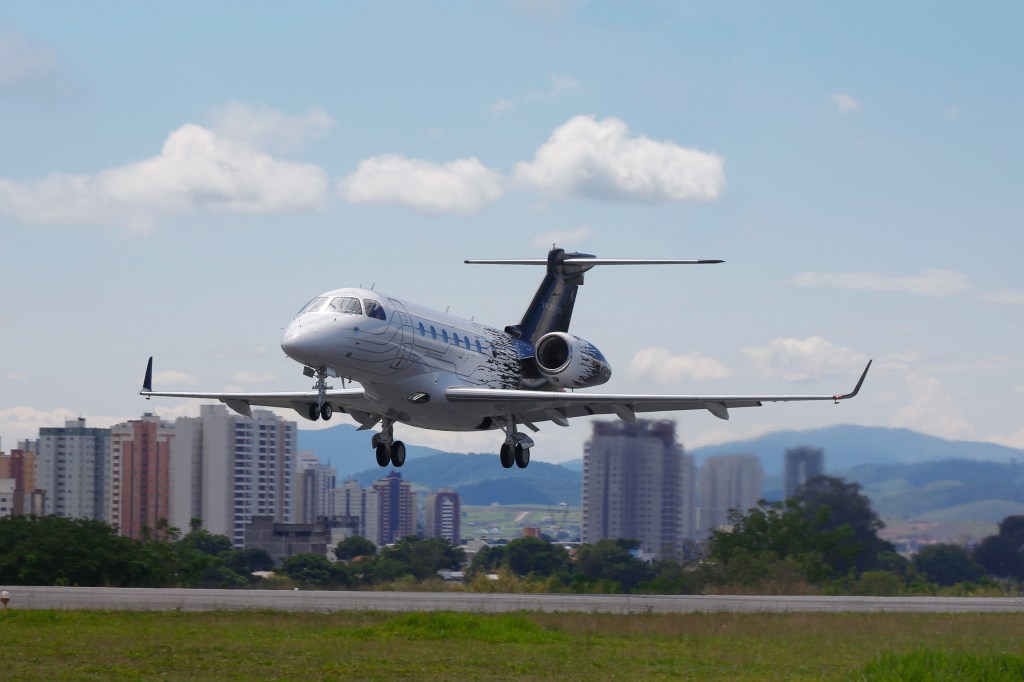 Embraer Legacy 500 Makes “Flawless” First&nbsp;Flight.