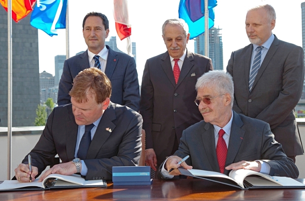 ????????????????????????????????????????????????