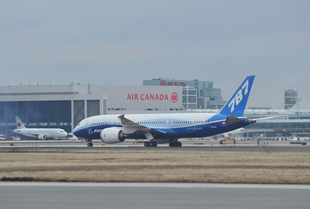 Air Canada Source: http://www.aircanada.com/en/about/media/facts/documents/B787_arrives_at_Air_Canada_1.jpg