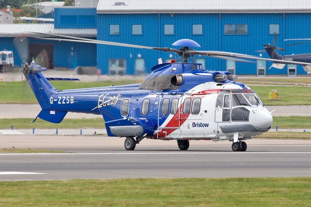 By Gary Watt - http://www.airliners.net/photo/Bristow-Helicopters/Eurocopter-EC-225LP-Super/0922614/L/, GFDL 1.2, https://commons.wikimedia.org/w/index.php?curid=17565434
