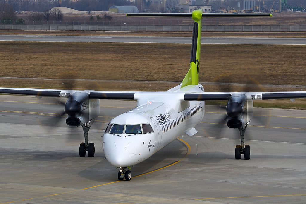 By Oleg V. Belyakov - AirTeamImages - Gallery page http://www.airliners.net/photo/Air-Baltic/De-Havilland-Canada/1900295/LPhoto http://cdn-www.airliners.net/aviation-photos/photos/5/9/2/1900295.jpg, CC BY-SA 3.0, https://commons.wikimedia.org/w/index.php?curid=27378522