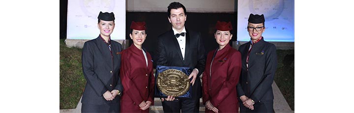 Qatar Airways Senior Vice President of Customer Experience, Mr. Rossen Dimitrov received the award on behalf of Qatar Airways.