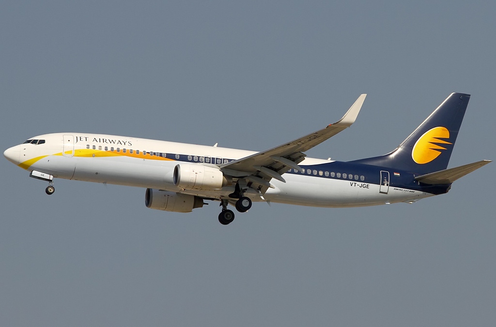 By Konstantin von Wedelstaedt - Gallery page http://www.airliners.net/photo/Jet-Airways/Boeing-737-83N/2243787/LPhoto http://cdn-www.airliners.net/aviation-photos/photos/7/8/7/2243787.jpg, GFDL 1.2, https://commons.wikimedia.org/w/index.php?curid=26799528