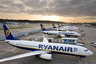 ryanair-aircraft-12