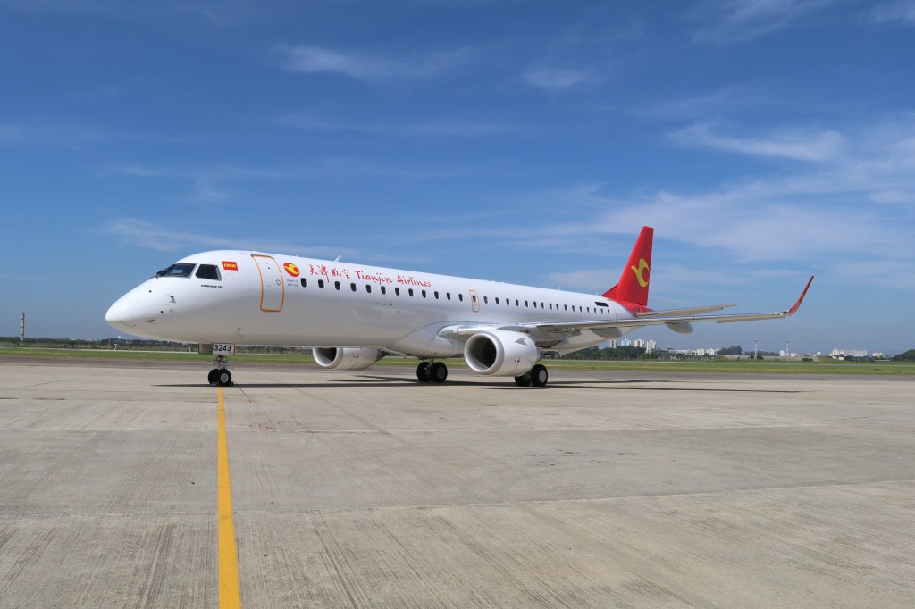 Embraer Delivers its 1,300th E-Jet to Tianjin&nbsp;Airlines