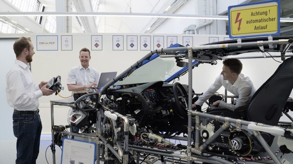 Electric offensive: Volkswagen trains top experts for the production of the I.D.&nbsp;family